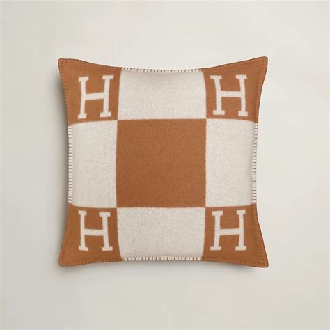 hermes throw pillow dupe